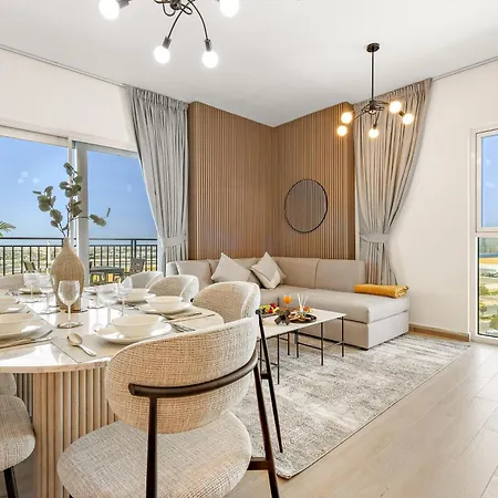 Abu Dhabi Premier Apt -Steps To Ferrari World & Yas Mall Exterior photo