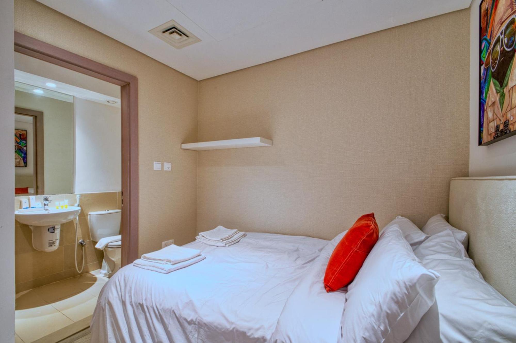 Premier -steps To Ferrari World & Yas Mall Apartment