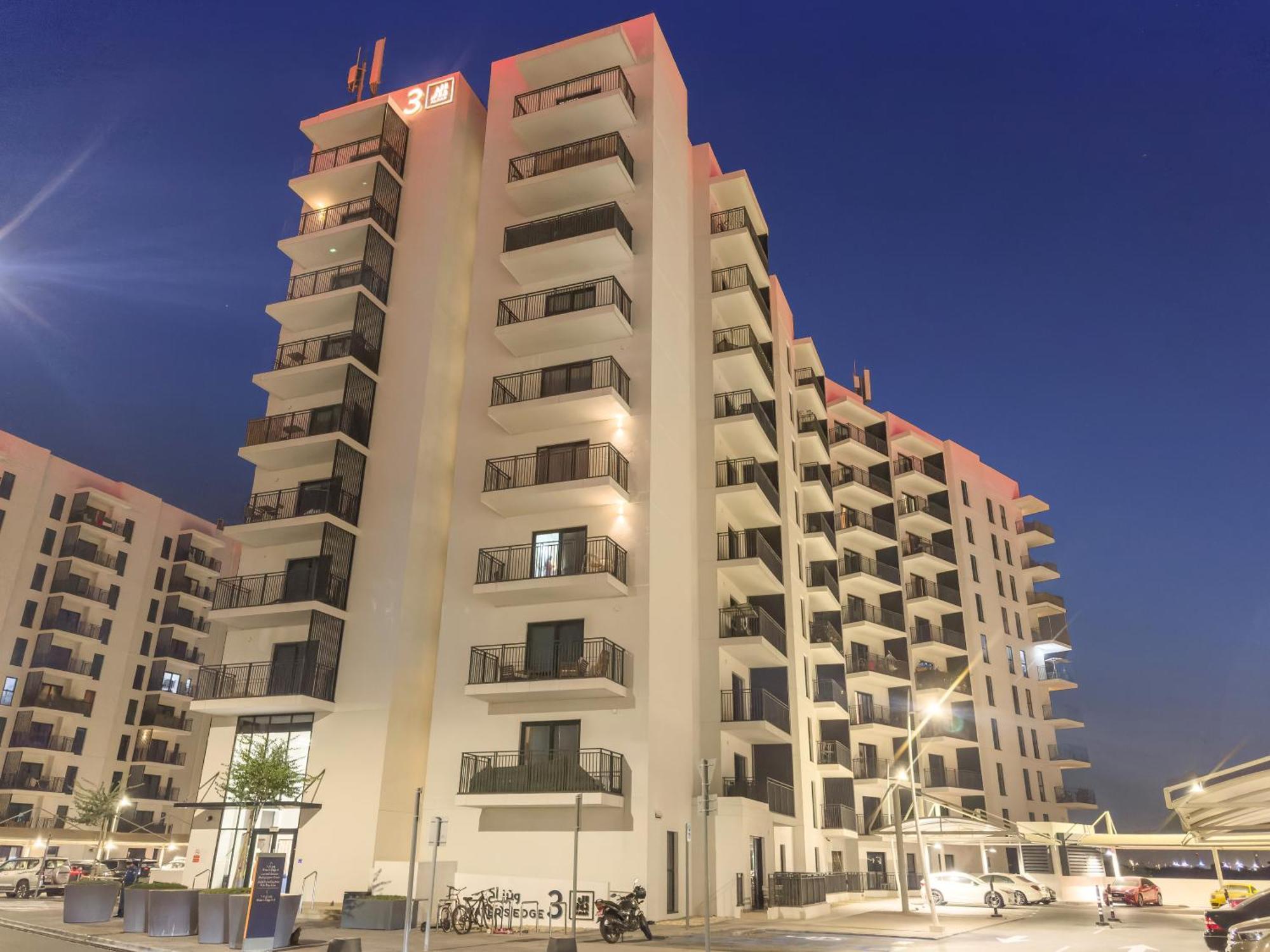 Premier -steps To Ferrari World & Yas Mall Apartment *