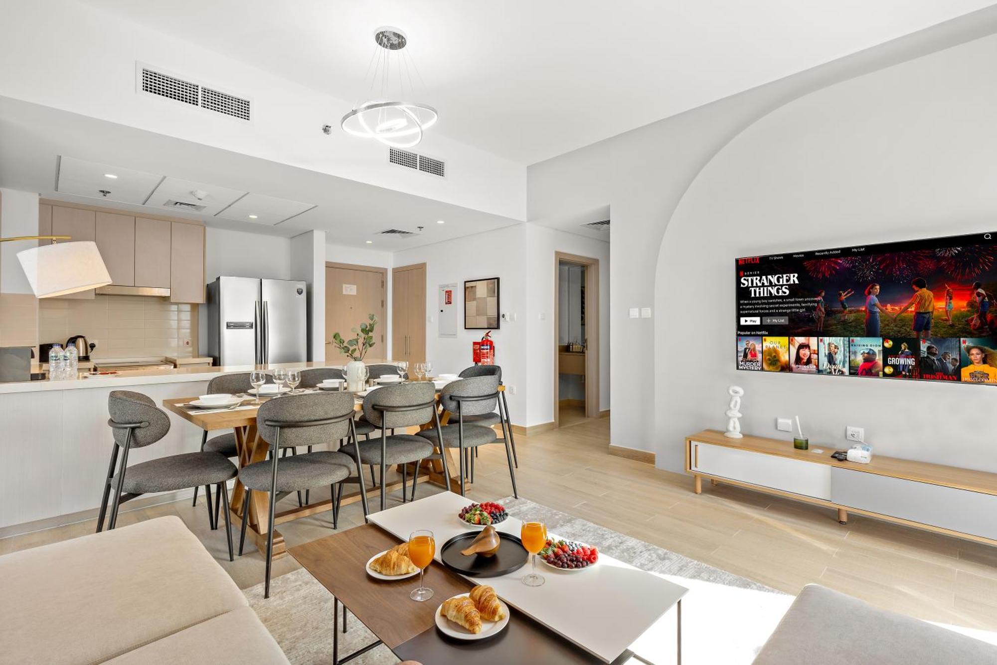 Apartment Premier -steps To Ferrari World & Yas Mall *