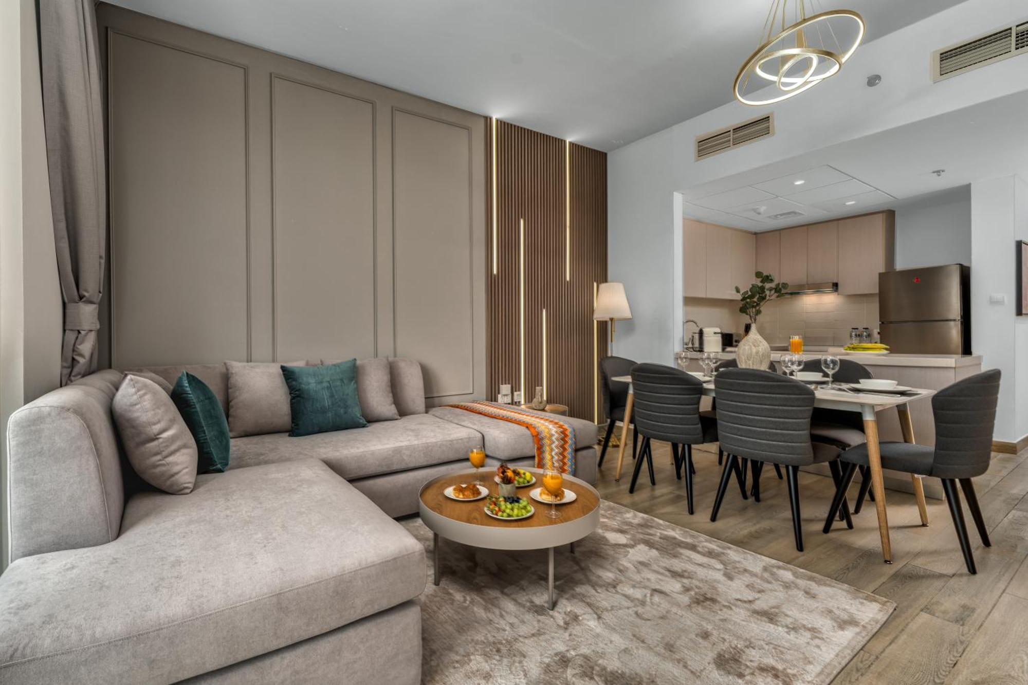 Premier -steps To Ferrari World & Yas Mall Apartment *