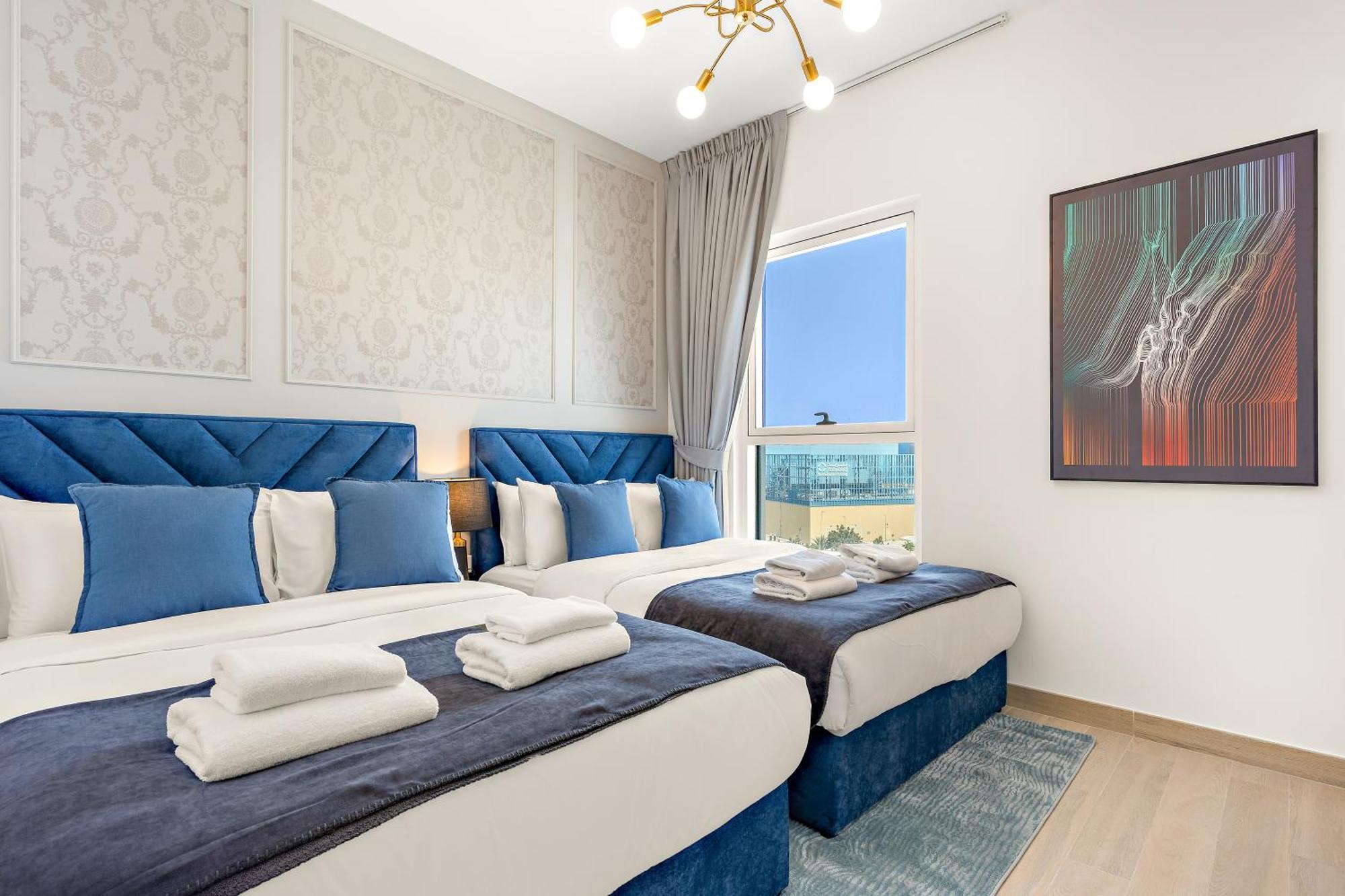 Apartment Premier -steps To Ferrari World & Yas Mall
